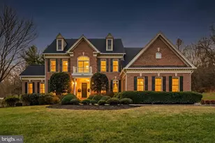 1424 Wynhurst Ln, Vienna, VA 22182 - Photo 1