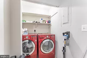 2412 Southgate Square, Reston, VA 20191 - Photo 10