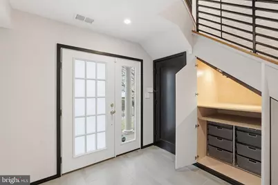 12104 Chancery Station Circle, Reston, VA 20190 - Photo 6