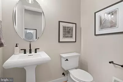 404 Windover Court NW, Vienna, VA 22180 - Photo 34