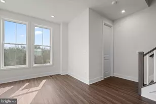 2680 River Birch Rd, Herndon, VA 20171 - Photo 10