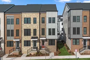 2680 River Birch Rd, Herndon, VA 20171 - Photo 2