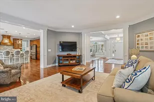 10321 Lynch Ln, Oakton, VA 22124 - Photo 8