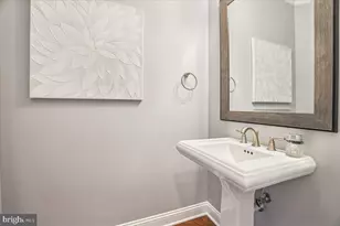 10321 Lynch Ln, Oakton, VA 22124 - Photo 24