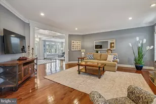 10321 Lynch Ln, Oakton, VA 22124 - Photo 6