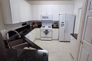 4330 Cannon Ridge Ct, Fairfax, VA 22033 - Photo 2