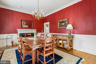 9896 Palace Green Way, Vienna, VA 22181 - Photo 18