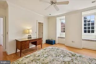 9896 Palace Green Way, Vienna, VA 22181 - Photo 40