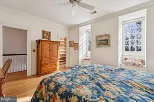 9896 Palace Green Way, Vienna, VA 22181 - Photo 34