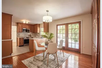 9102 Red Lion Tavern Court, Springfield, VA 22153 - Photo 8