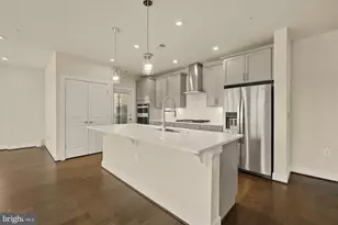 2320 Field Point Rd, Herndon, VA 20171 - Photo 6