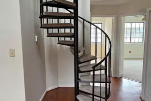 7005 Birkenhead Pl, Alexandria, VA 22315 - Photo 16