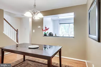 5730 Evergreen Knoll Court, Alexandria, VA 22303 - Photo 6