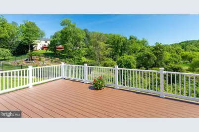 1435 Rosewood Hill Drive, Vienna, VA 22182 - Photo 12