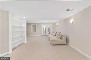 1435 Rosewood Hill Dr, Vienna, VA 22182 - Photo 42