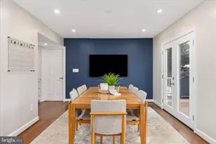 1435 Rosewood Hill Dr, Vienna, VA 22182 - Photo 14