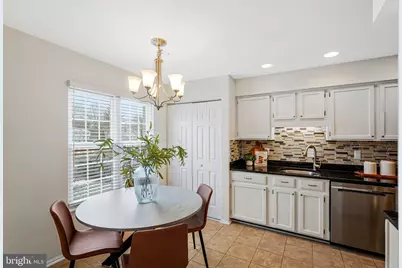 6045 Meyers Landing Court, Burke, VA 22015 - Photo 4