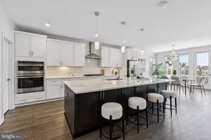 4635 Charger Pl, Chantilly, VA 20151 - Photo 4