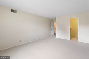 8370 Greensboro Dr, McLean, VA 22102 - Photo 14