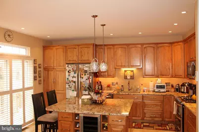 4105 Hazelwood Court, Fairfax, VA 22030 - Photo 6