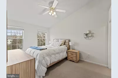 8873 Royal Doulton Lane, Fairfax, VA 22031 - Photo 28