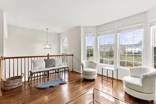 8873 Royal Doulton Ln, Fairfax, VA 22031 - Photo 8