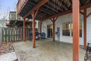 8873 Royal Doulton Ln, Fairfax, VA 22031 - Photo 40