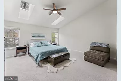 8873 Royal Doulton Lane, Fairfax, VA 22031 - Photo 22