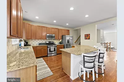 8873 Royal Doulton Lane, Fairfax, VA 22031 - Photo 20