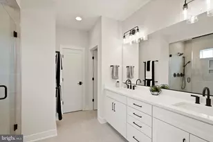 7717 Fisher Dr, Falls Church, VA 22043 - Photo 16