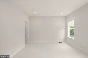 7717 Fisher Dr, Falls Church, VA 22043 - Photo 20