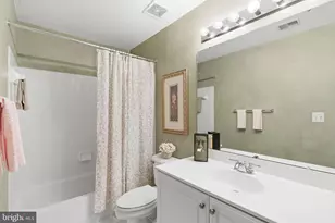 1795 Brentridge St, Vienna, VA 22182 - Photo 46