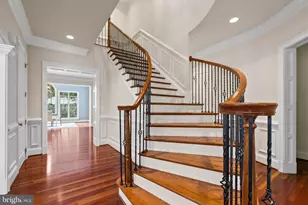 6817 Stockwell Manor Dr, Falls Church, VA 22043 - Photo 14