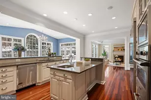 6817 Stockwell Manor Dr, Falls Church, VA 22043 - Photo 6