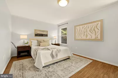 8906 Royal Astor Way, Fairfax, VA 22031 - Photo 14