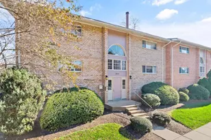 2819 Kalmia Lee Ct, Falls Church, VA 22042 - Photo 1