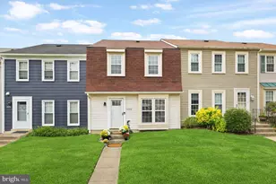 8068 Dulciana Ct, Springfield, VA 22153 - Photo 2