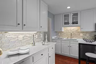 8068 Dulciana Ct, Springfield, VA 22153 - Photo 6