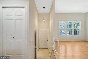 10483 Malone Ct, Fairfax, VA 22032 - Photo 2