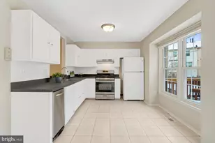 10483 Malone Ct, Fairfax, VA 22032 - Photo 10