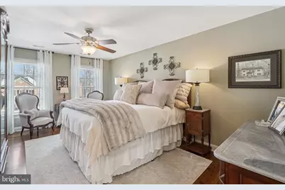 11186 Longwood Grove Drive, Reston, VA 20194 - Photo 38