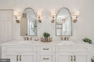 11186 Longwood Grove Dr, Reston, VA 20194 - Photo 46