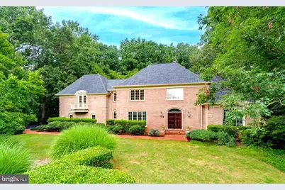 10700 Hunters Run Court, Vienna, VA 22181 - Photo 1