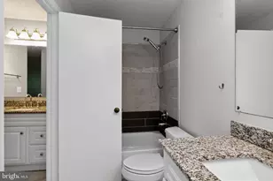 1502 Summerchase Ct, Reston, VA 20194 - Photo 8