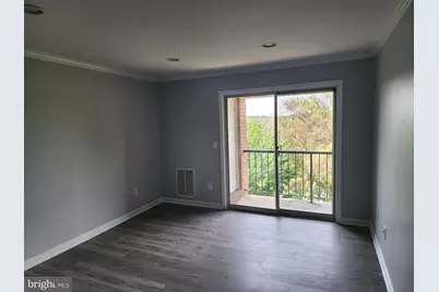 14805 Rydell Road #303, Centreville, VA 20121 - Photo 4