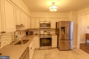 1808 Old Meadow Rd, McLean, VA 22102 - Photo 8