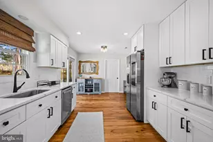 4103 Meadow Hill Ln, Fairfax, VA 22033 - Photo 12