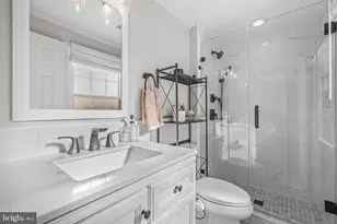 4103 Meadow Hill Ln, Fairfax, VA 22033 - Photo 20