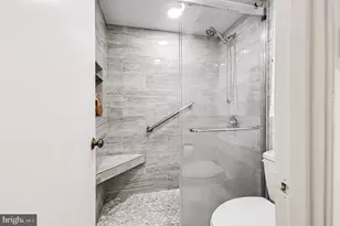 5903 Mt Eagle Dr, Alexandria, VA 22303 - Photo 14