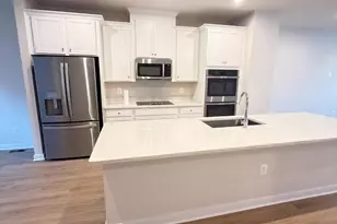 2108 Acadia Rd, Herndon, VA 20170 - Photo 2